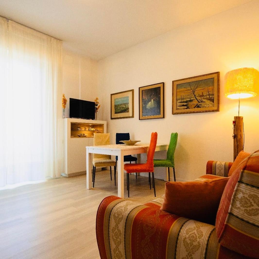 Palmira House - Delizioso Bilocale For Two Apartman Terni Kültér fotó